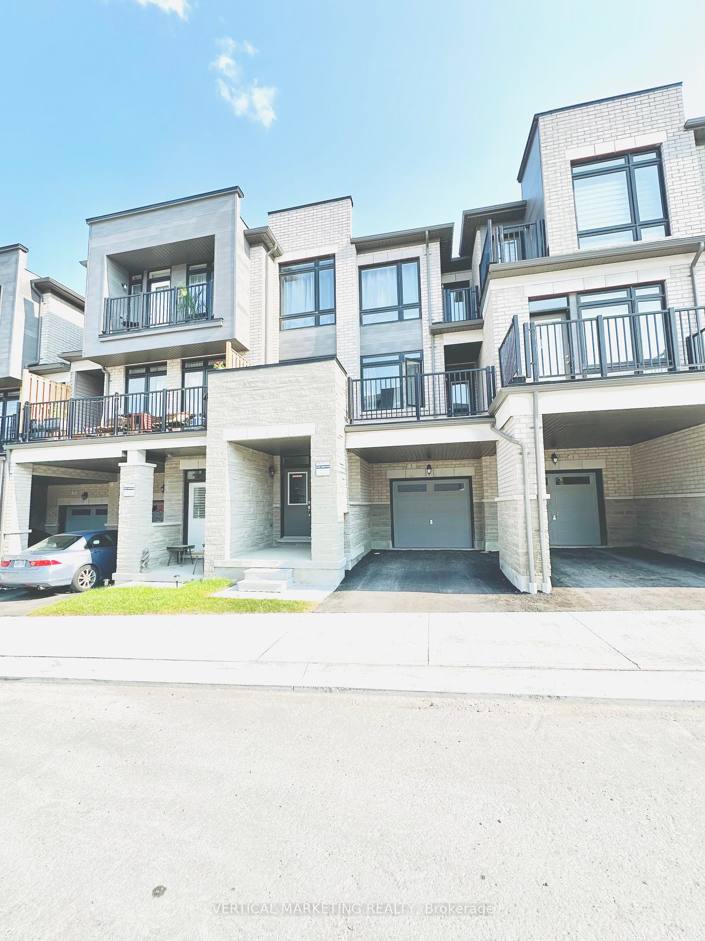 3 Coppini Lane