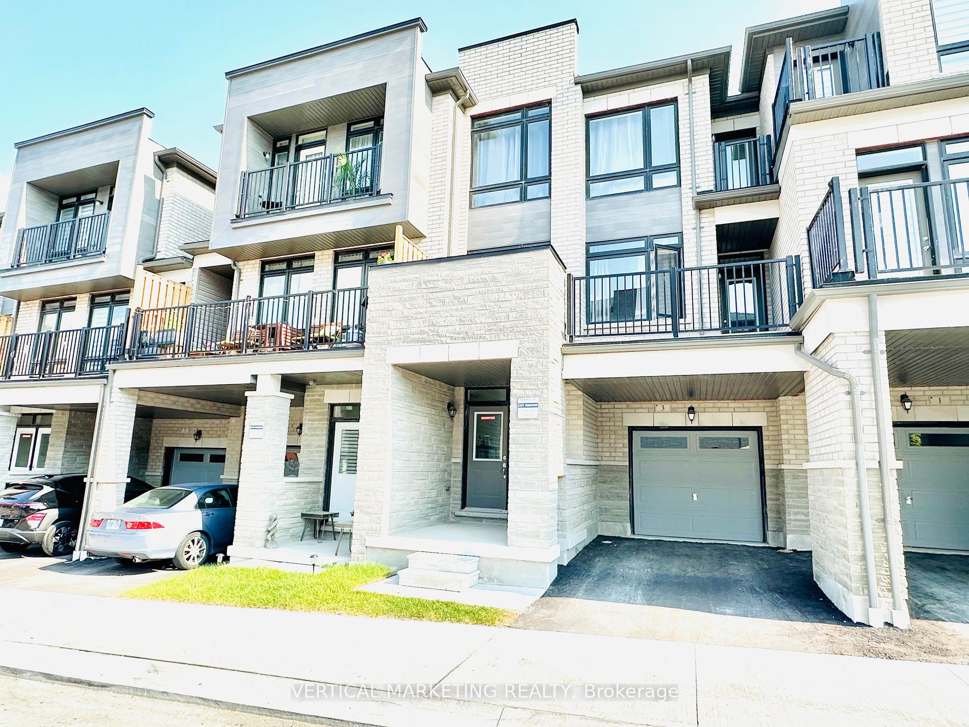 3 Coppini Lane