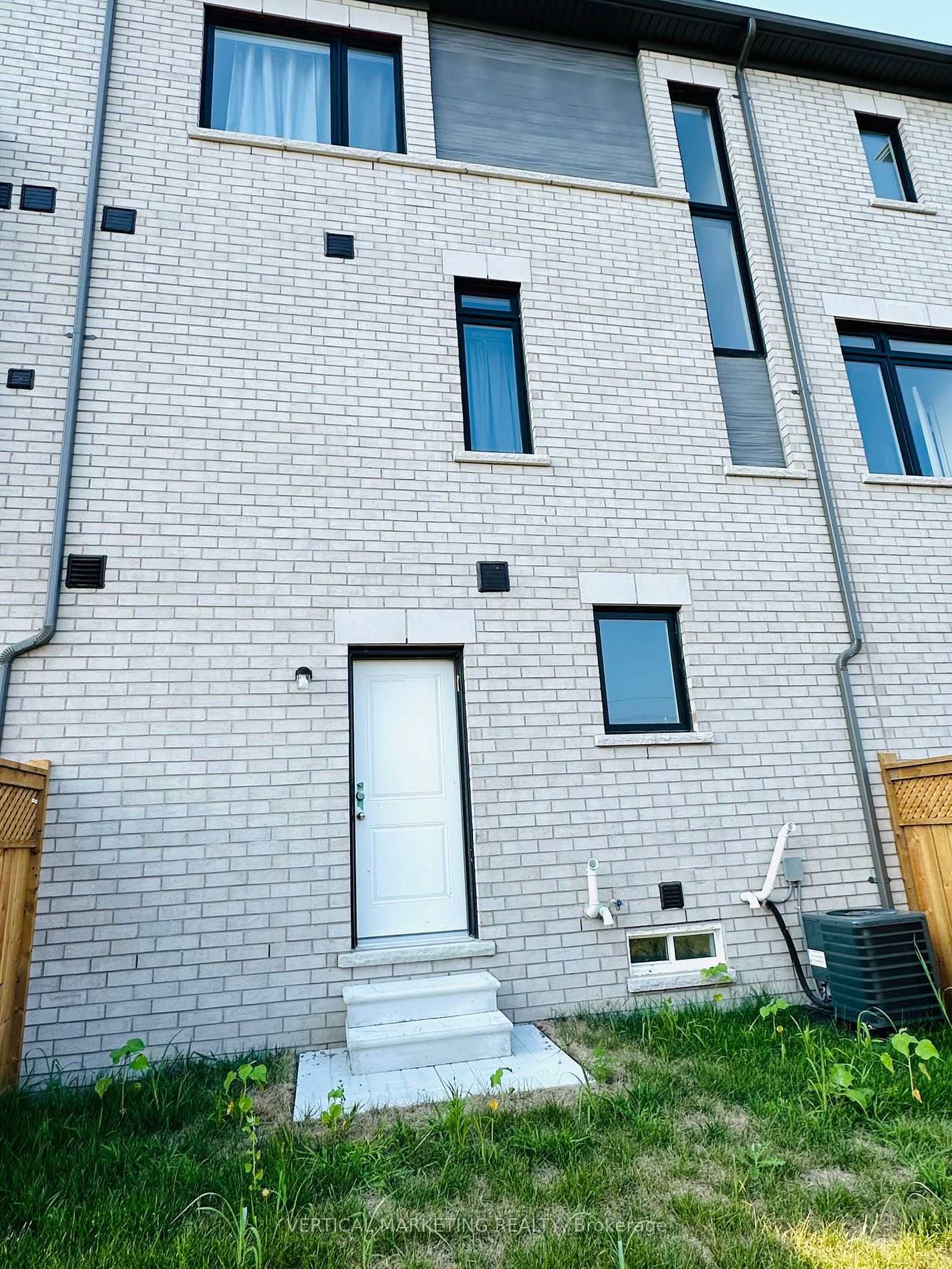 3 Coppini Lane