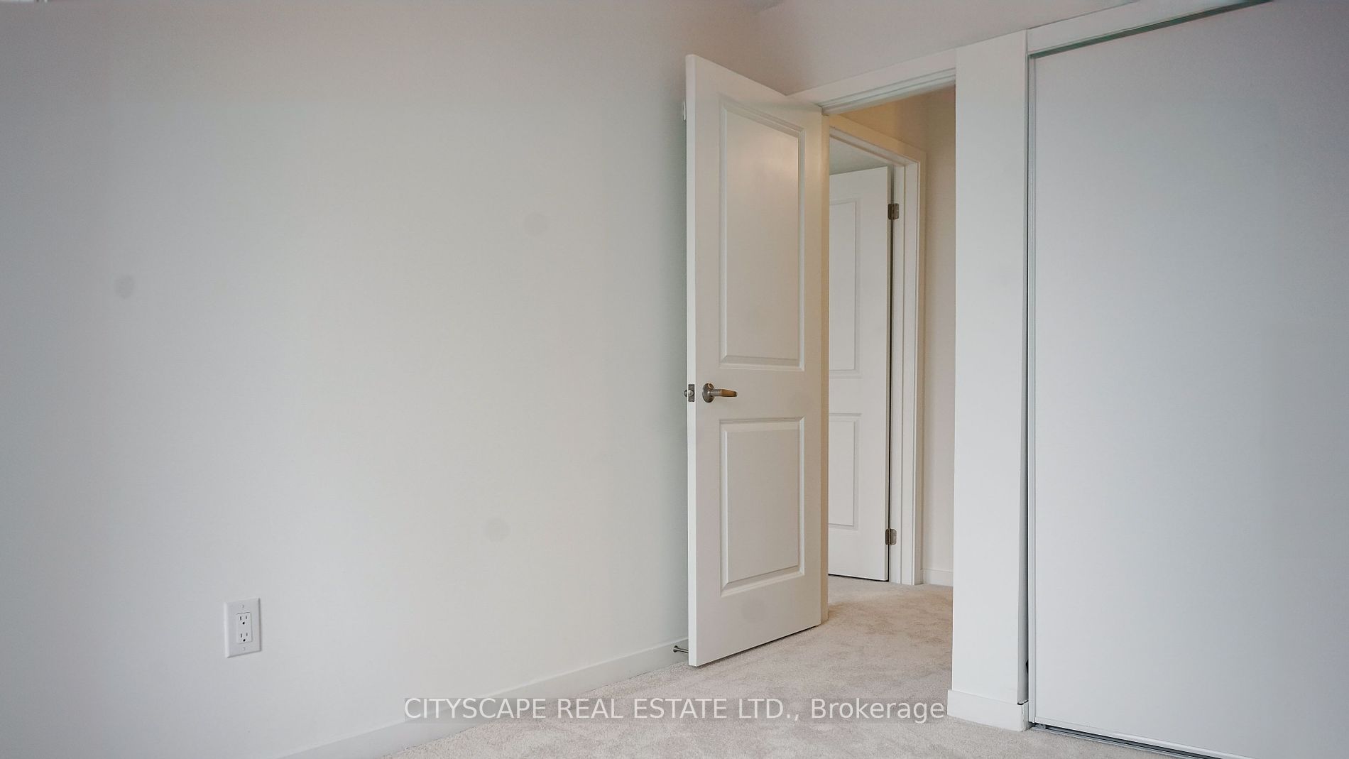 6 Pegler Street E