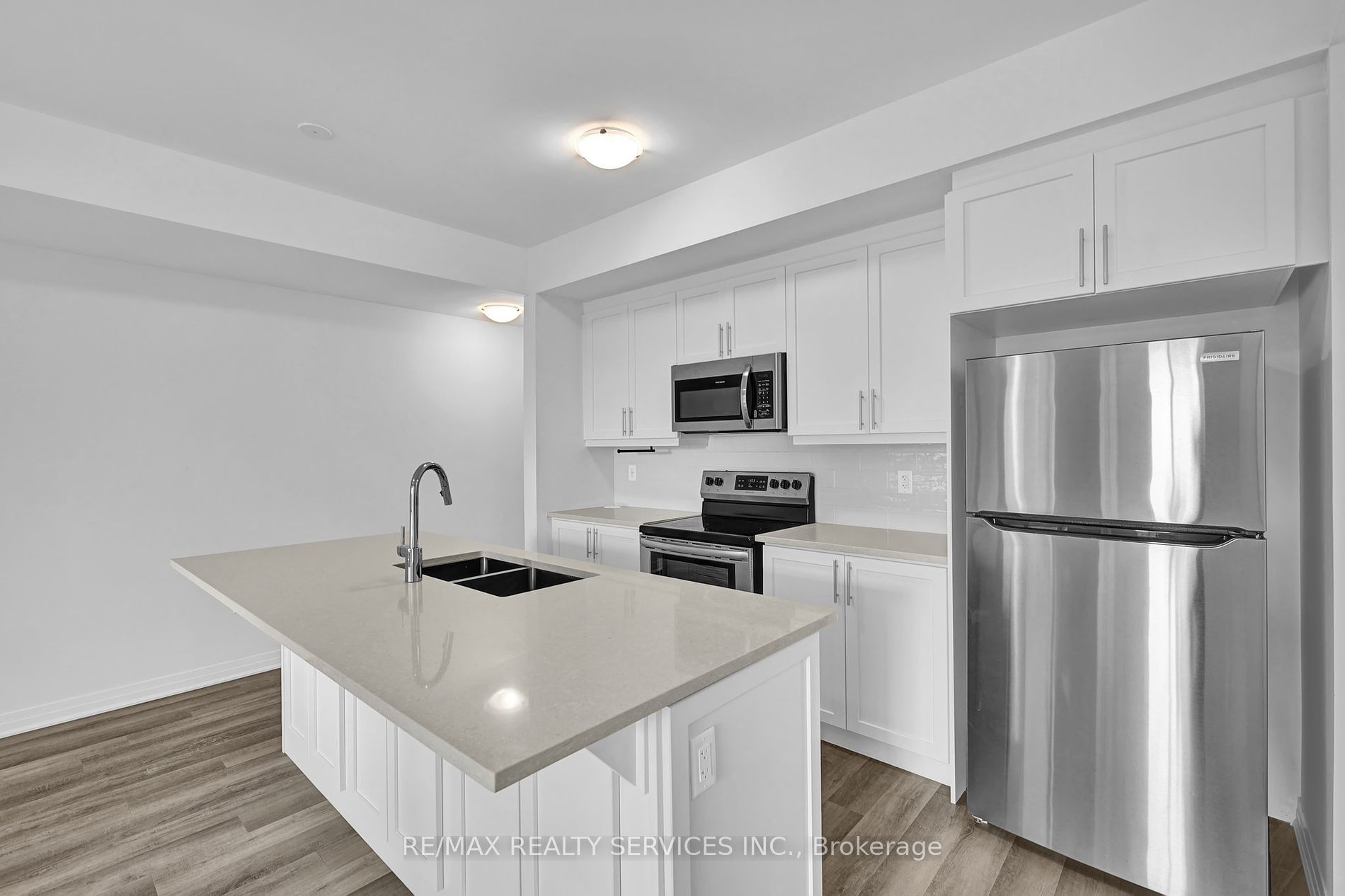 1034 Reflection Place, #406