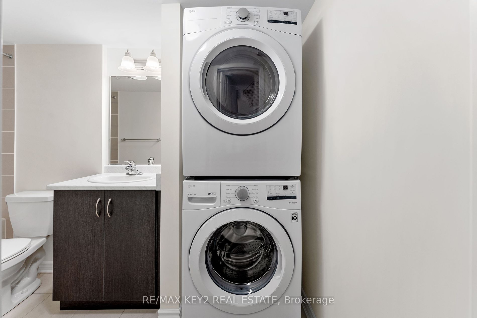 2789 Eglinton Ave E, #407