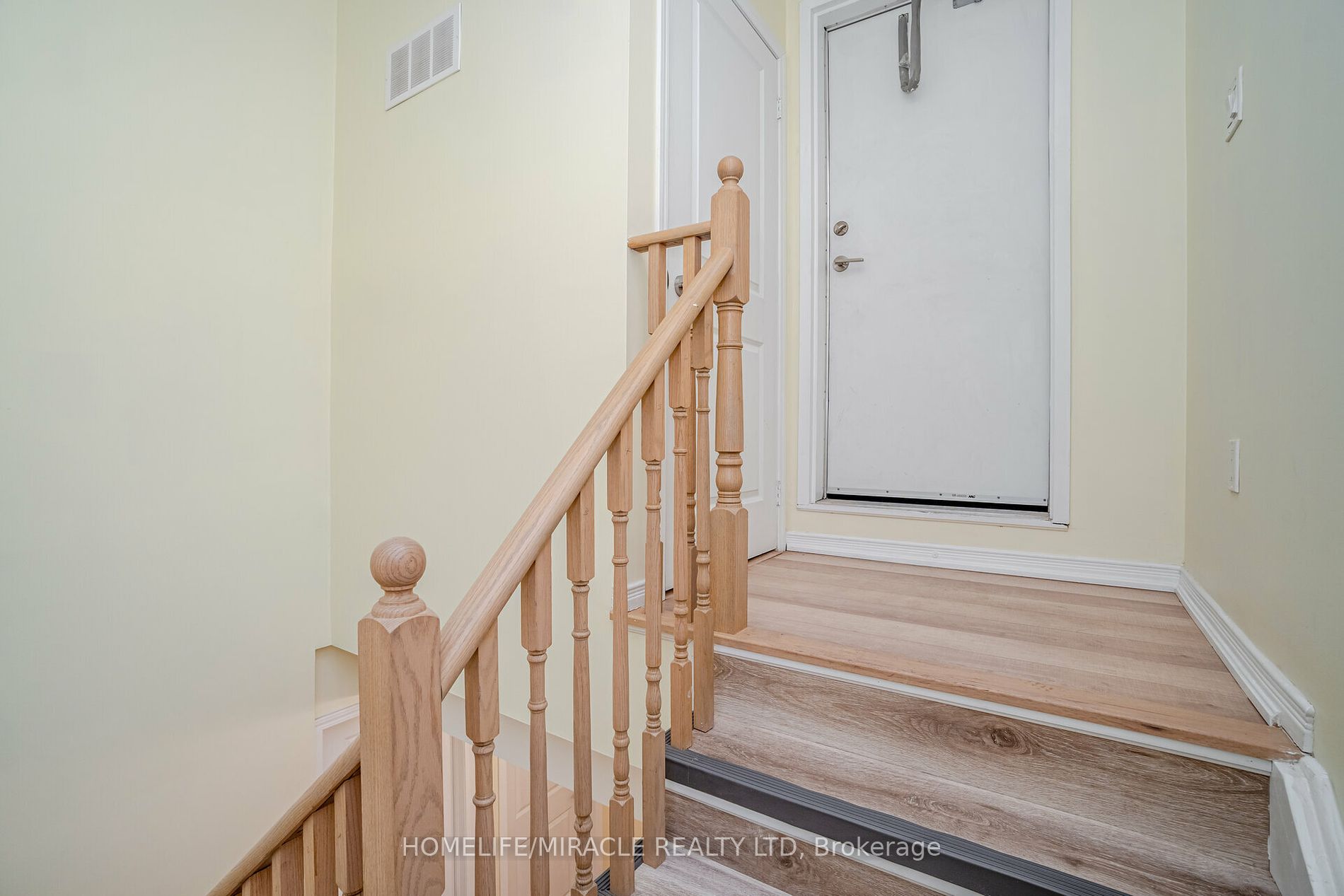 1070 Progress Ave, #317