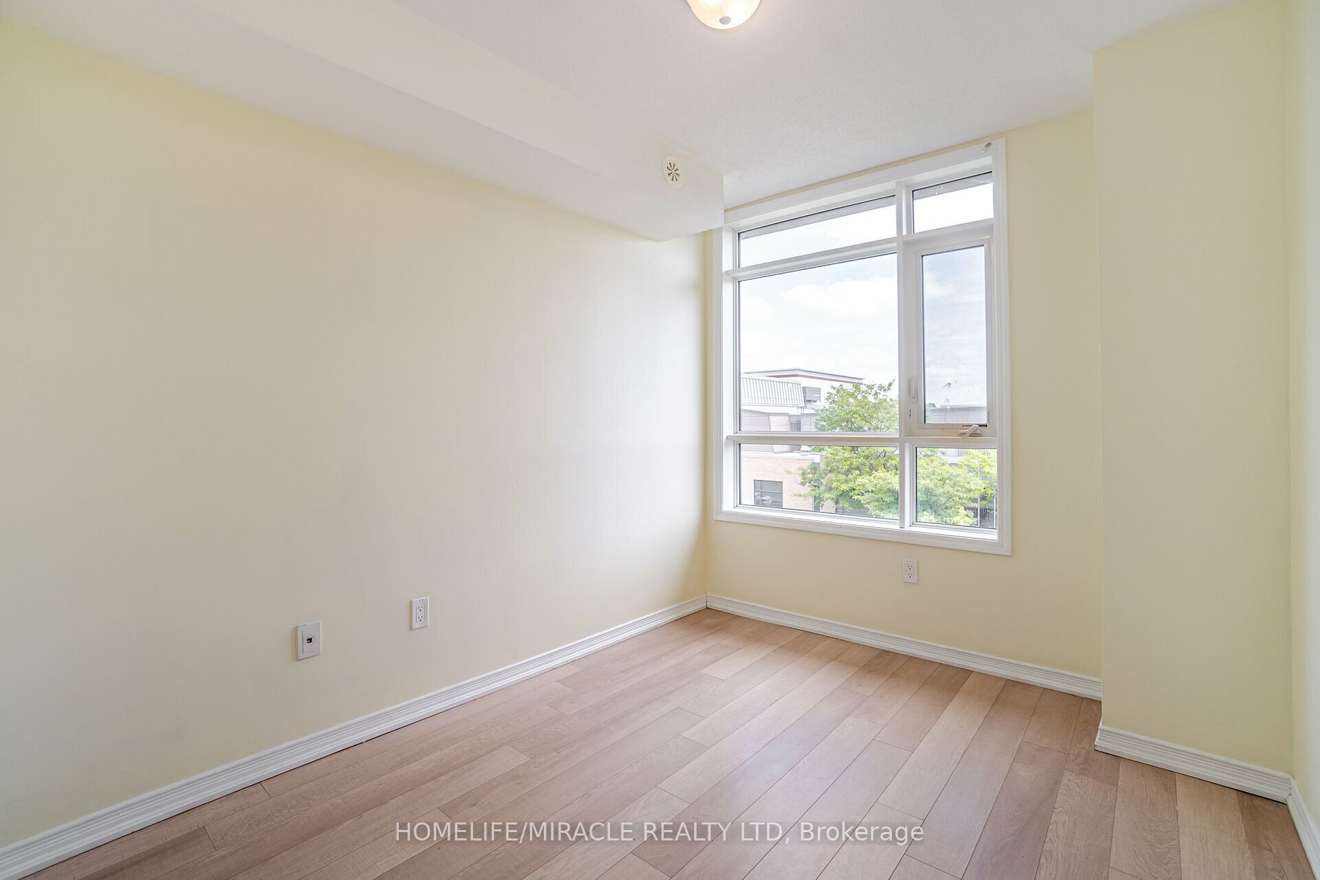 1070 Progress Ave, #317