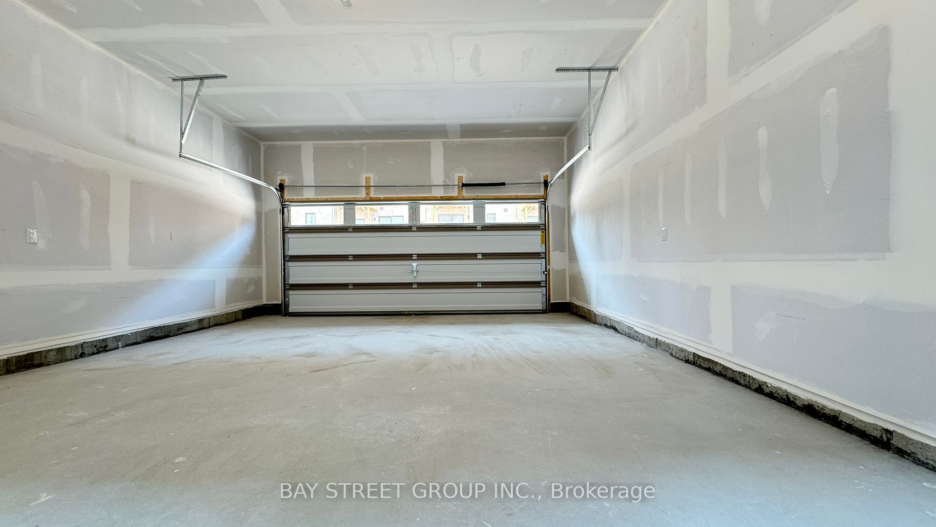 5 Selfridge Way