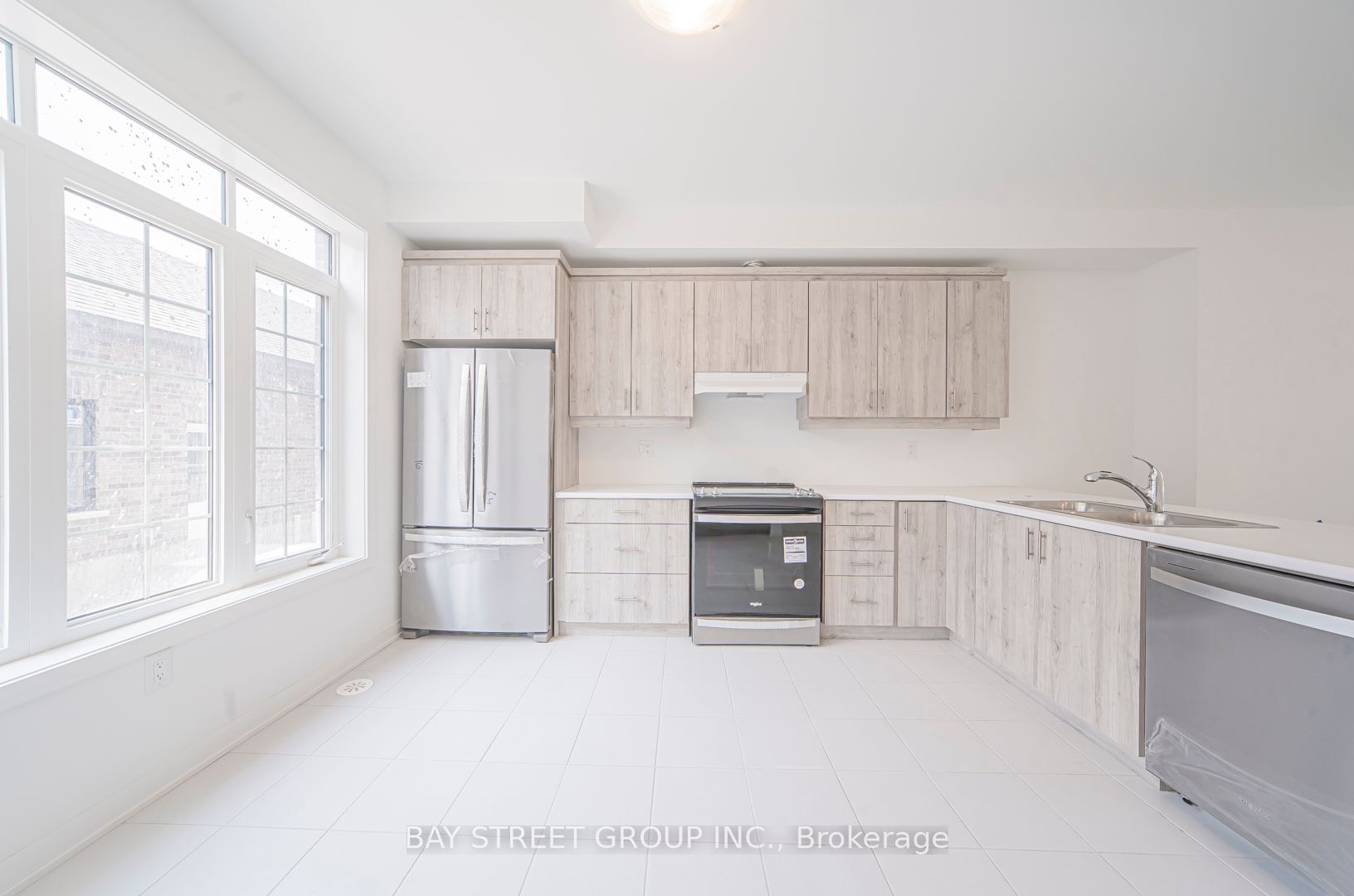 5 Selfridge Way