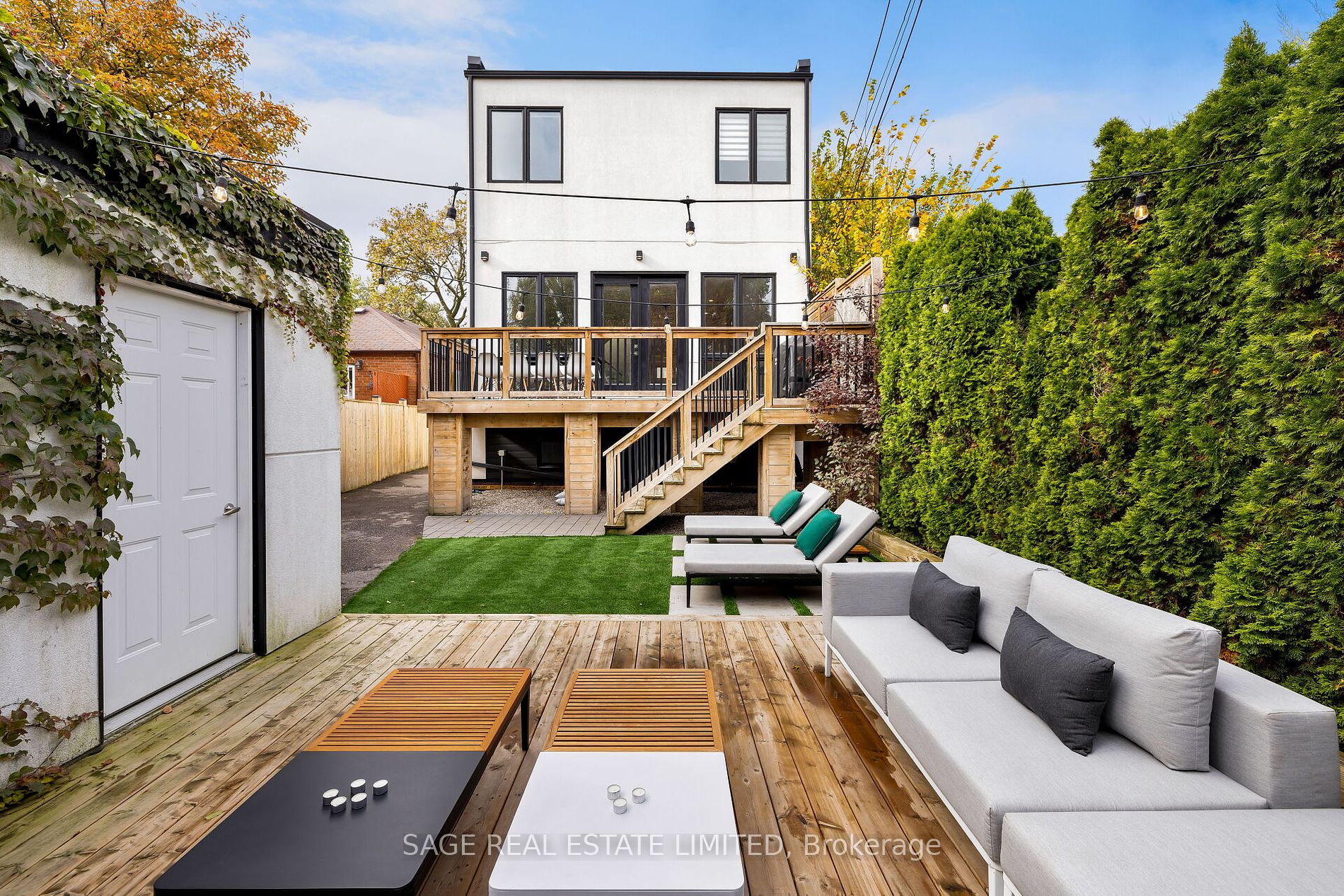 65 Derwyn Road