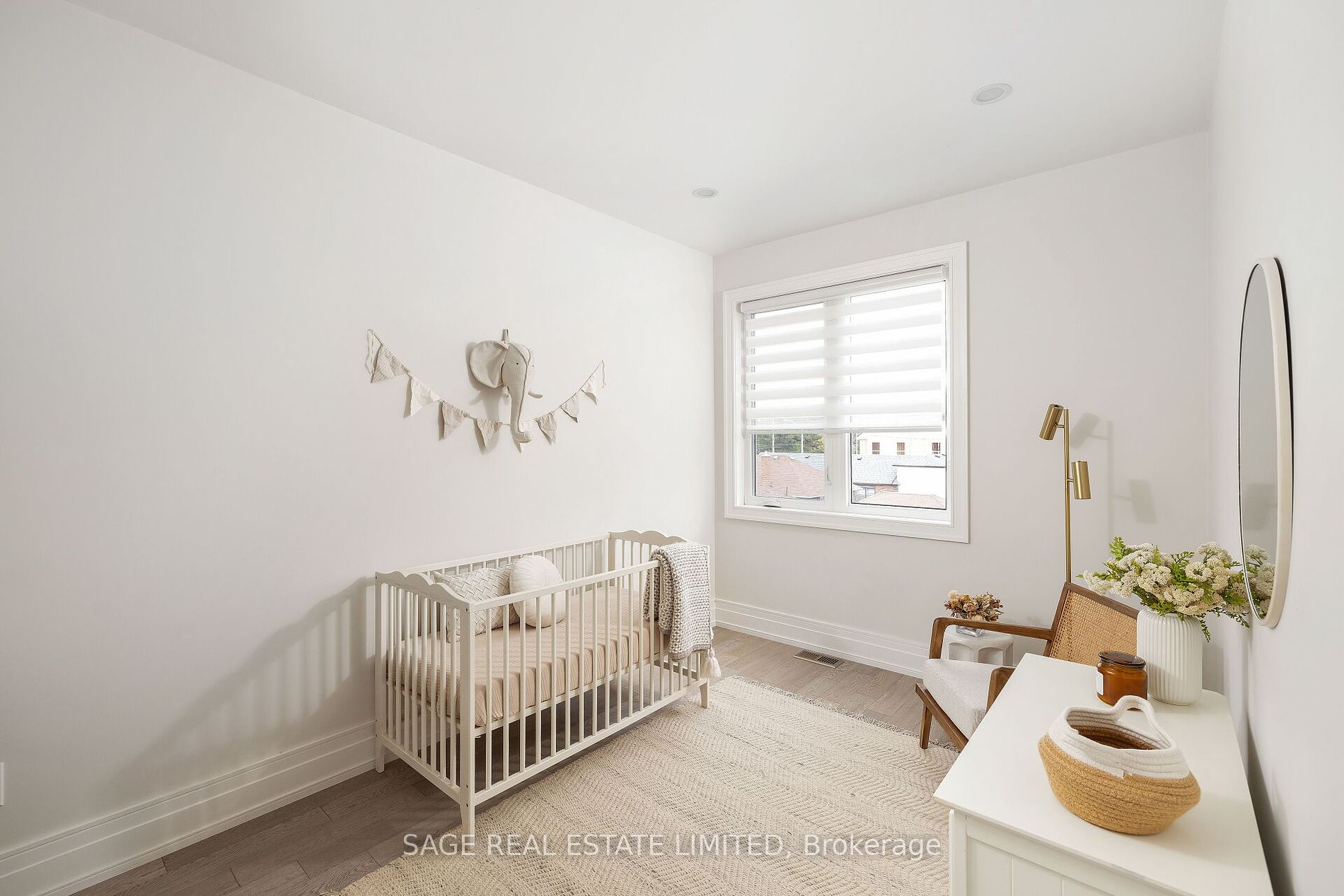 65 Derwyn Road