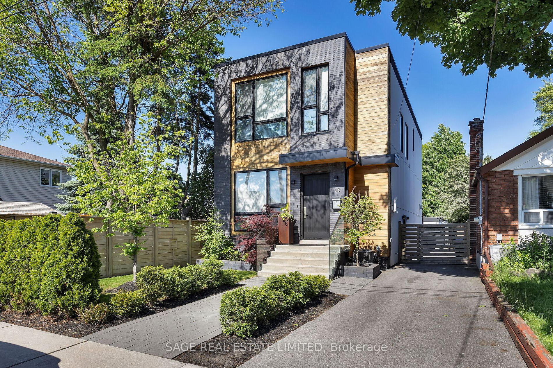 65 Derwyn Road