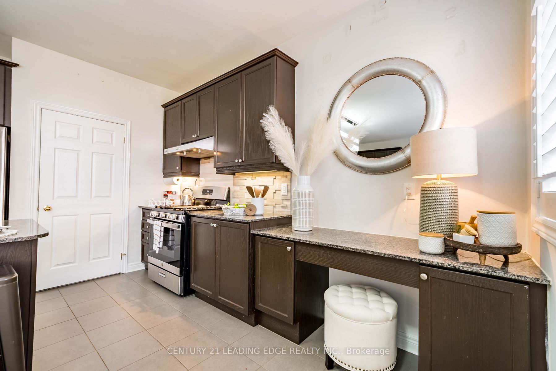21 Darlet Avenue