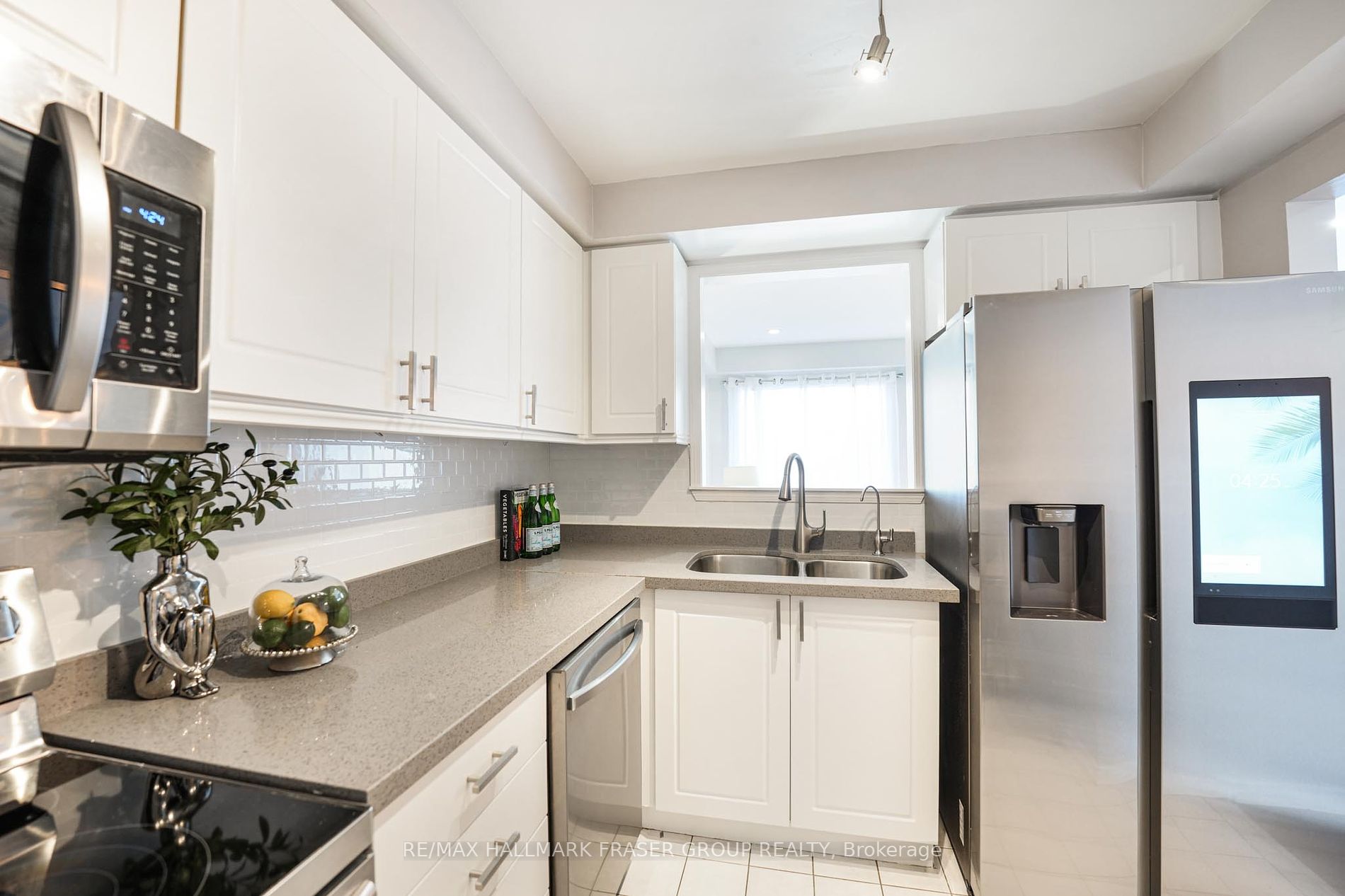 1867 Kingston Road #5