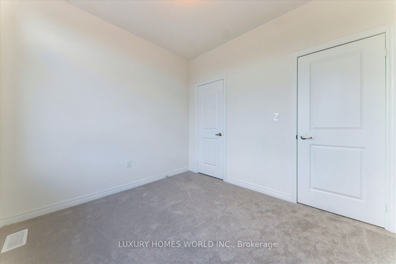 85 Armilia Place