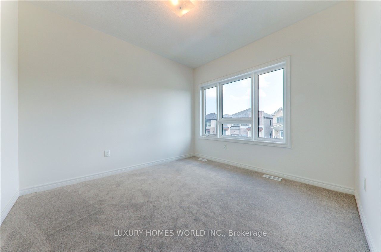 85 Armilia Place
