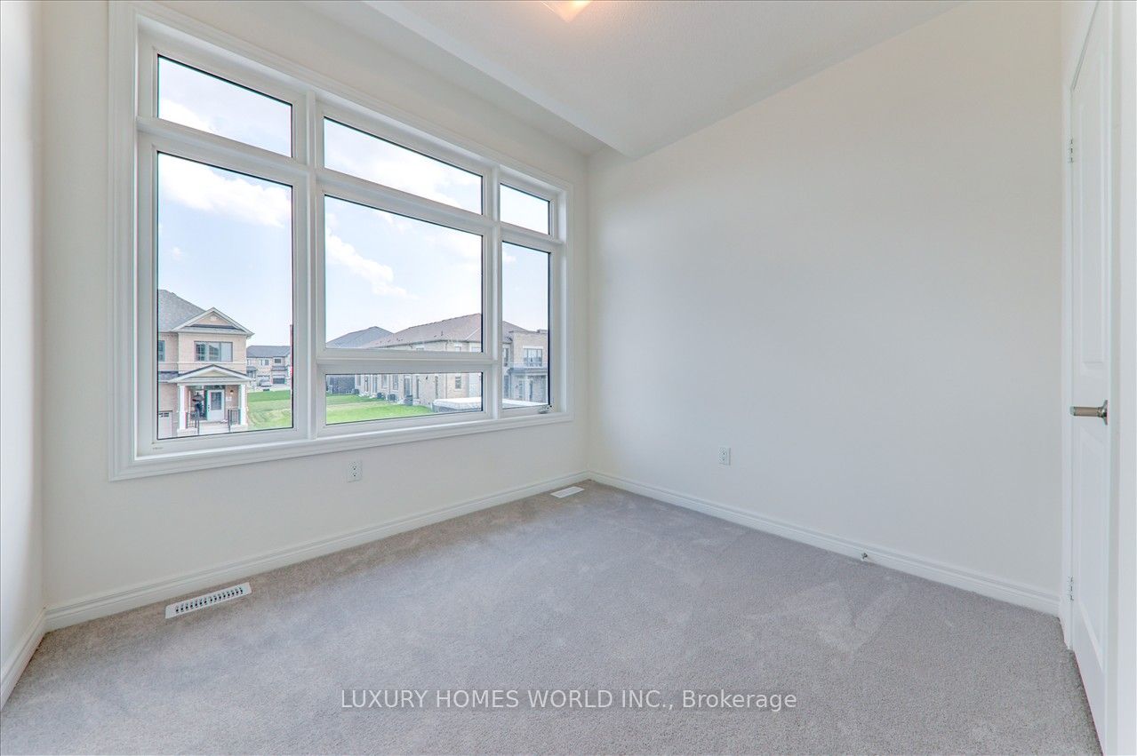 85 Armilia Place