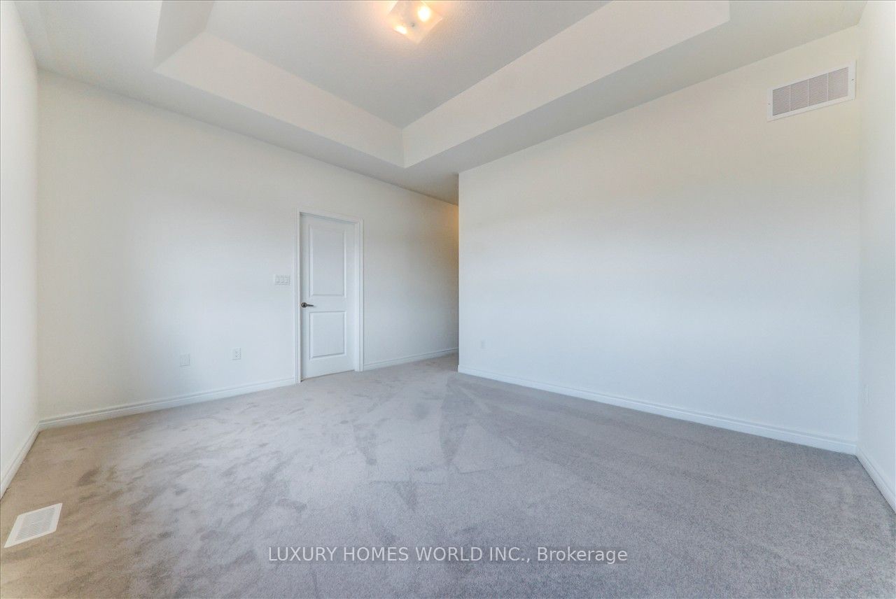85 Armilia Place