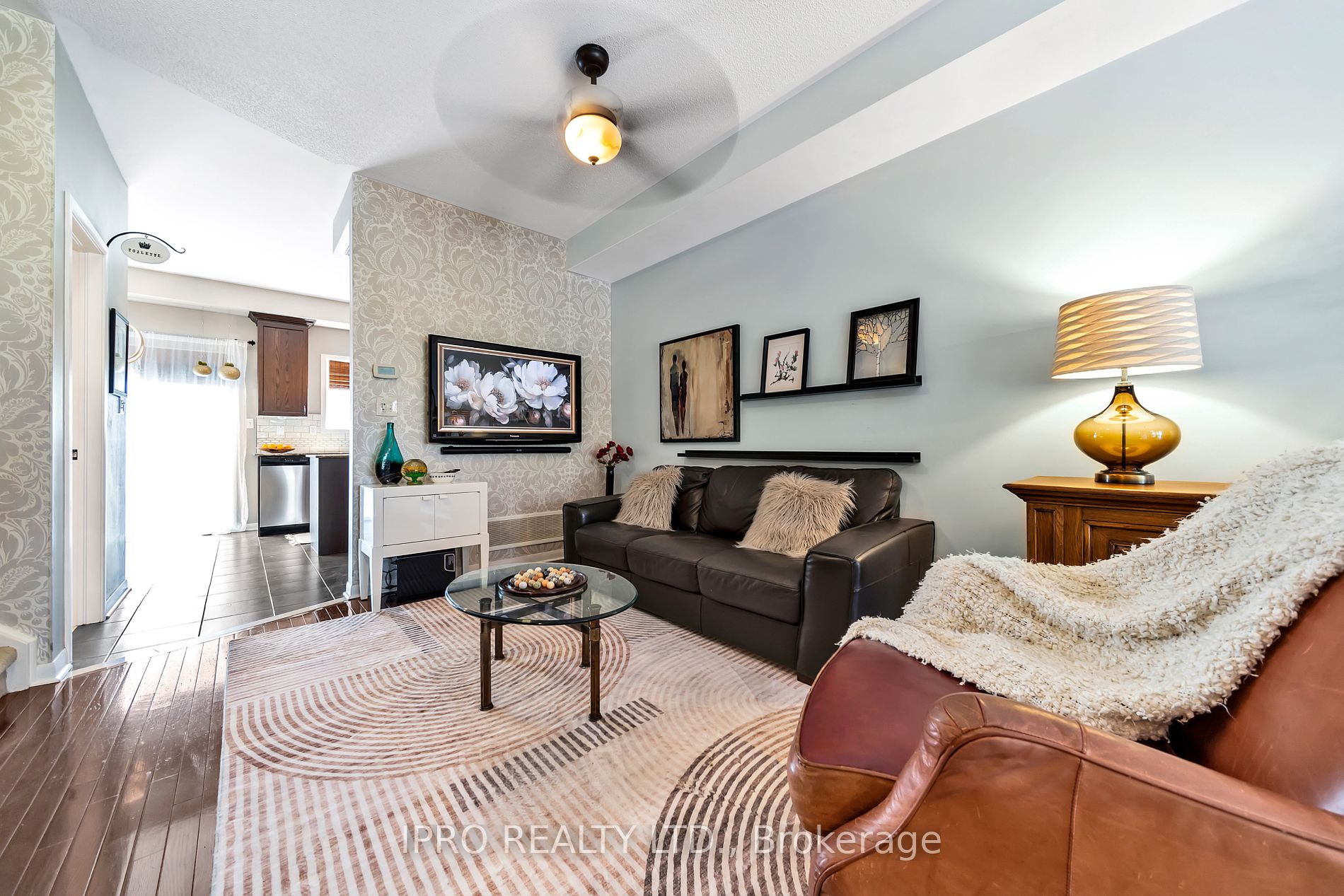 1250 St. Martins Dr, #21