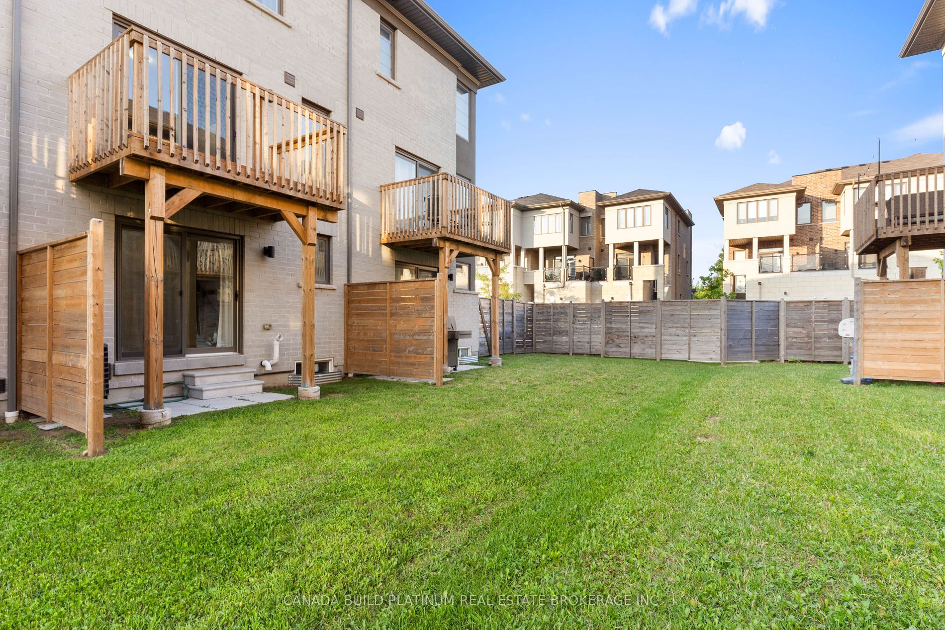 63 Donald Fleming Way N