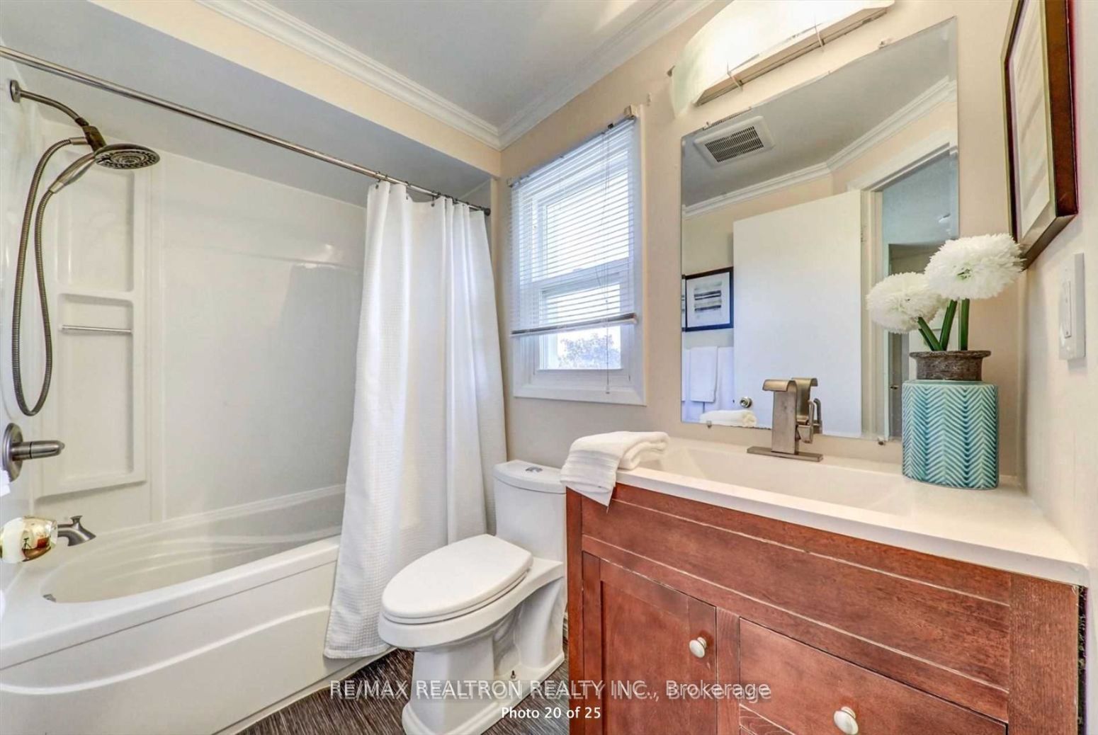 49 Millington Cres
