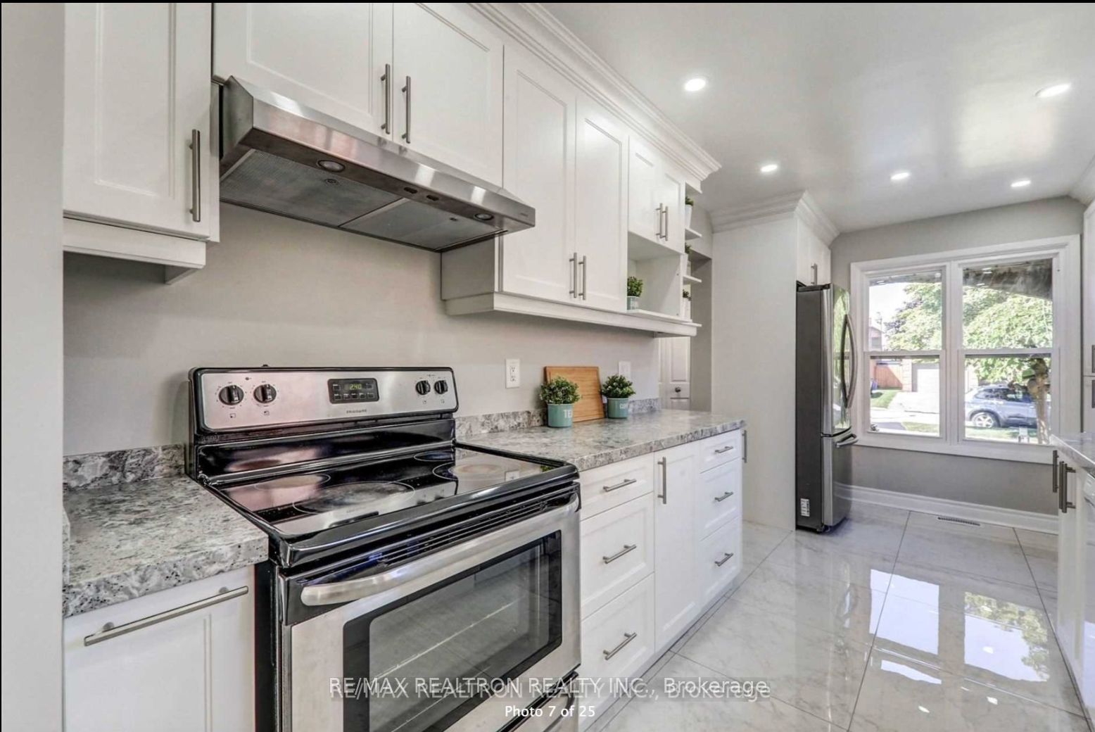 49 Millington Cres