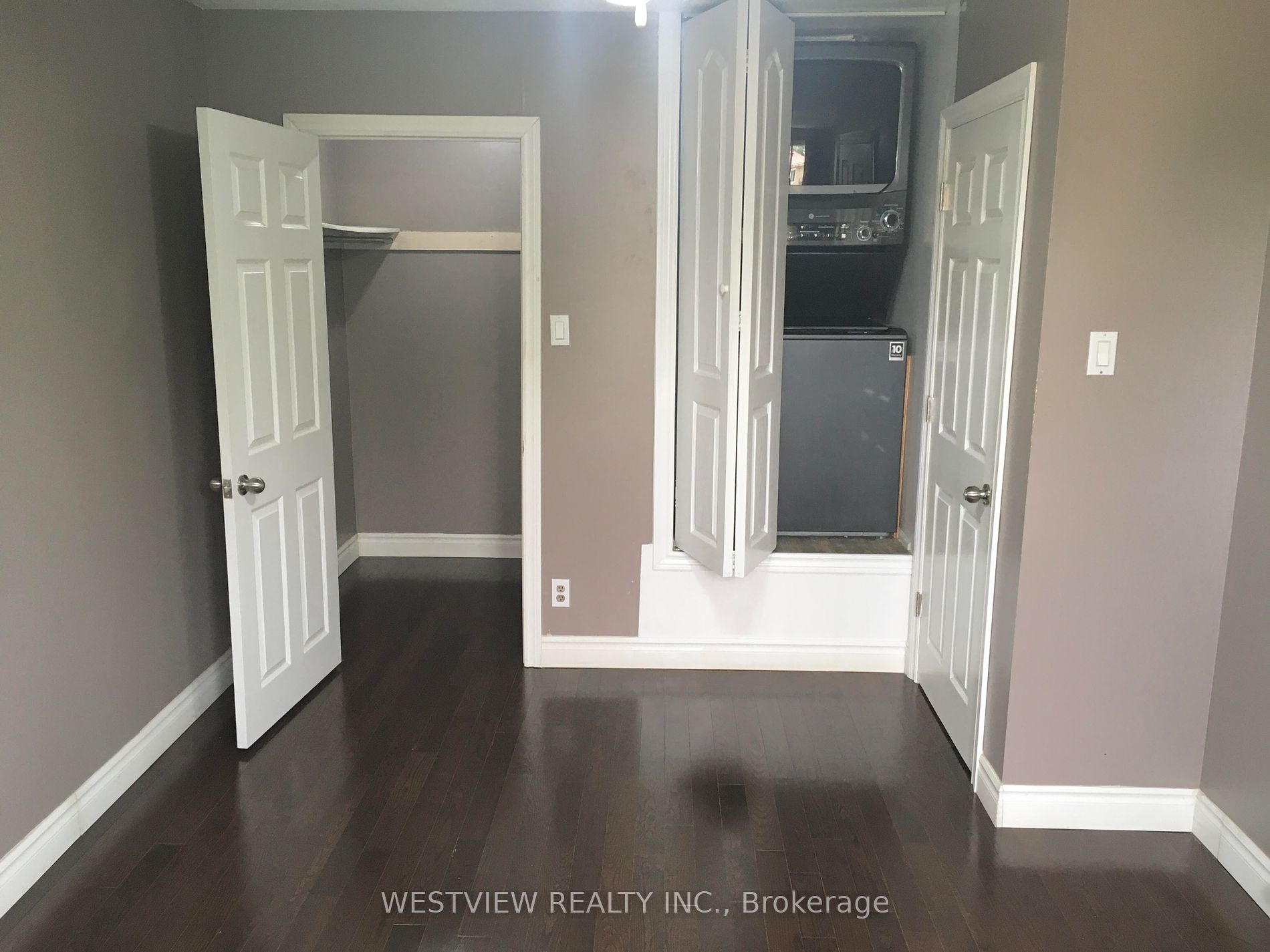 19 Coxworth Crescent