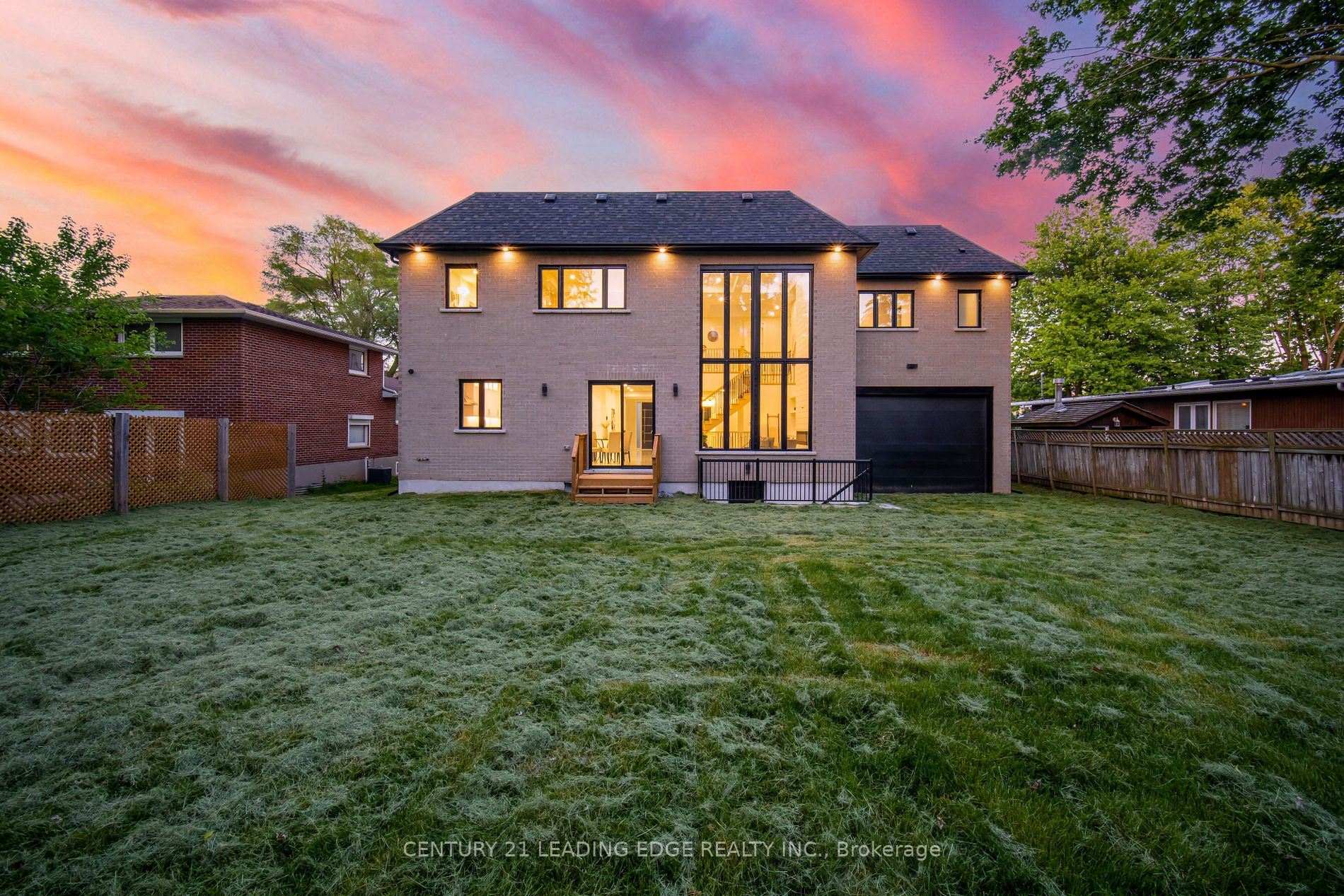 1750 Fairport Rd