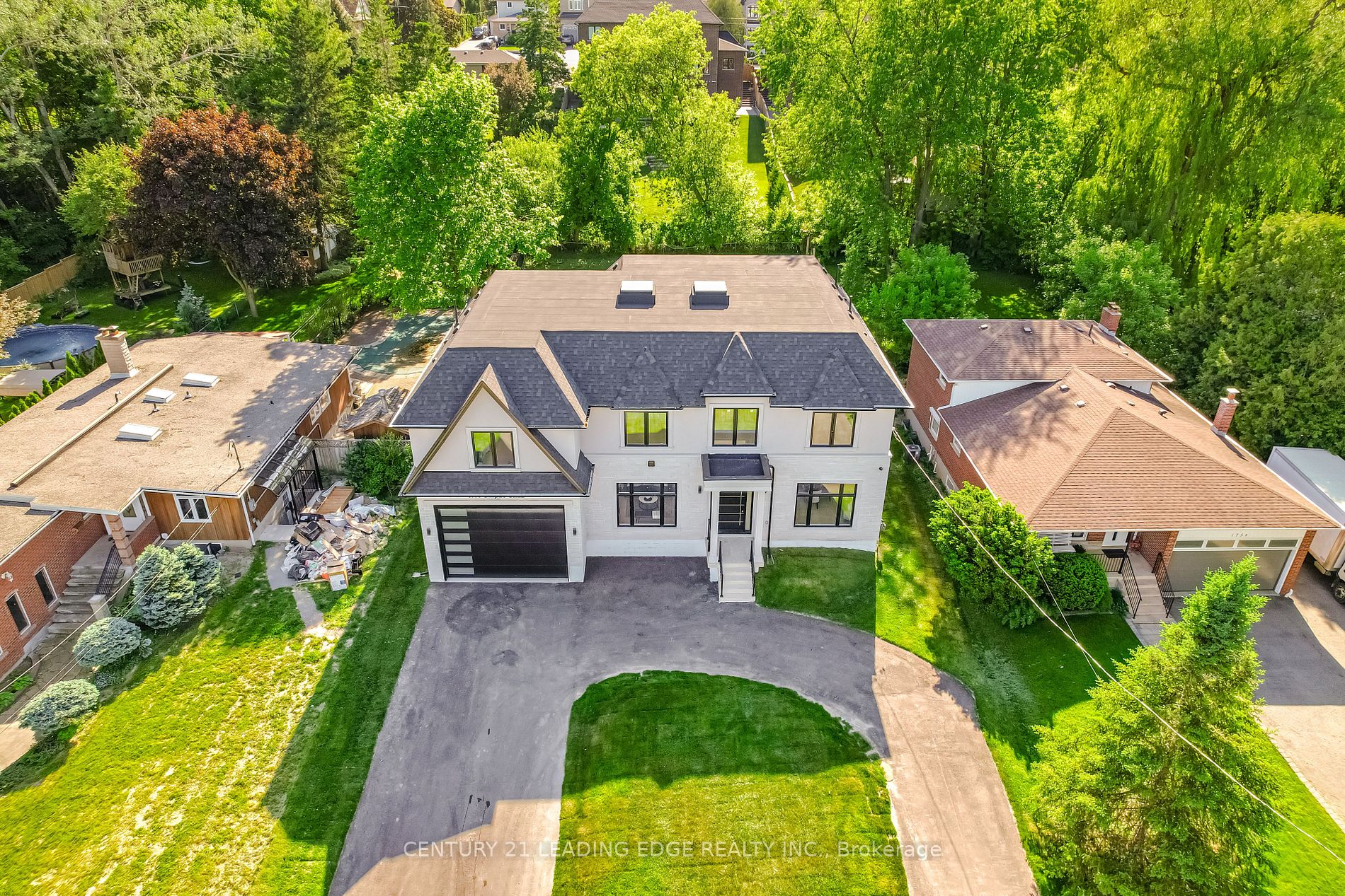 1750 Fairport Rd