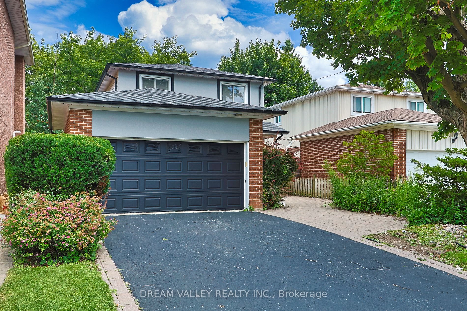 27A St Quentin Ave