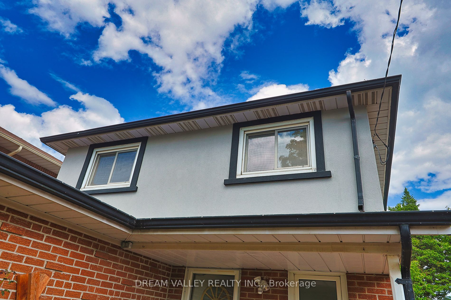 27A St Quentin Ave