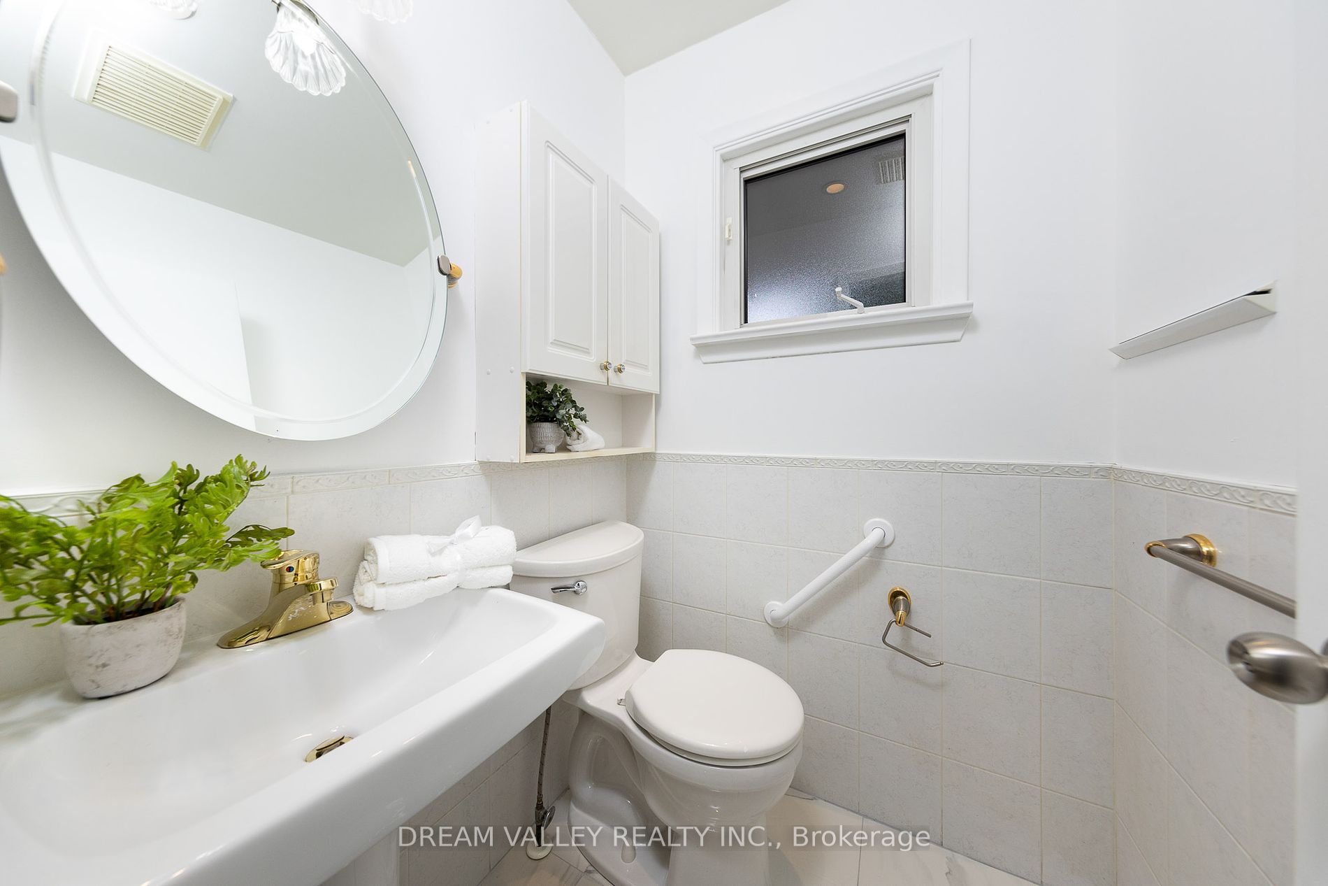 27A St Quentin Ave