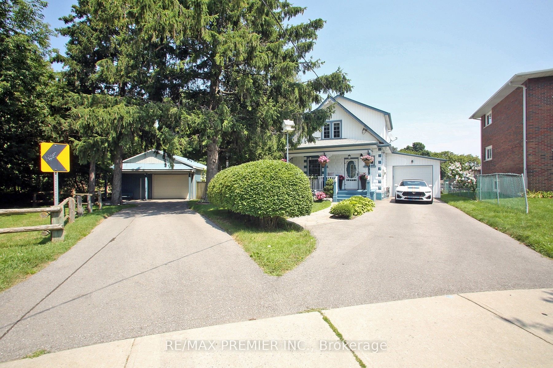 995 Cedar Street