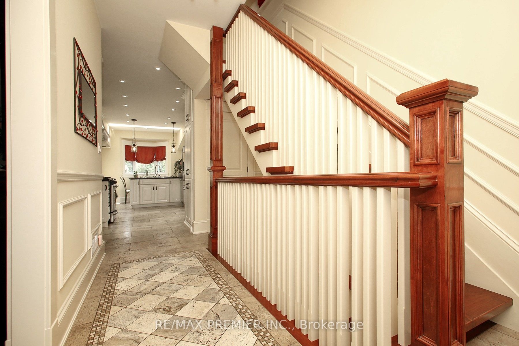 995 Cedar Street