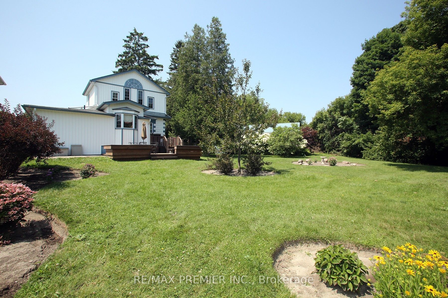 995 Cedar Street