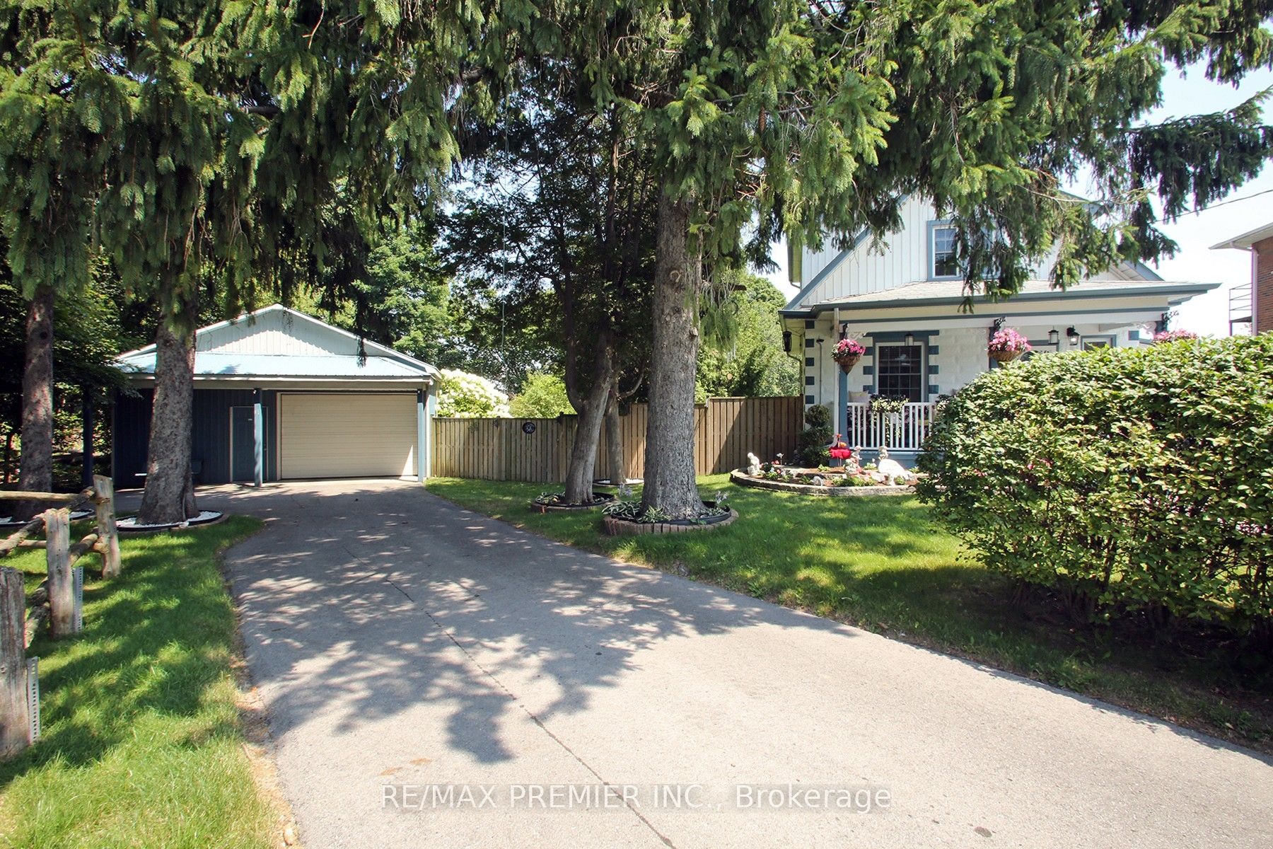 995 Cedar Street