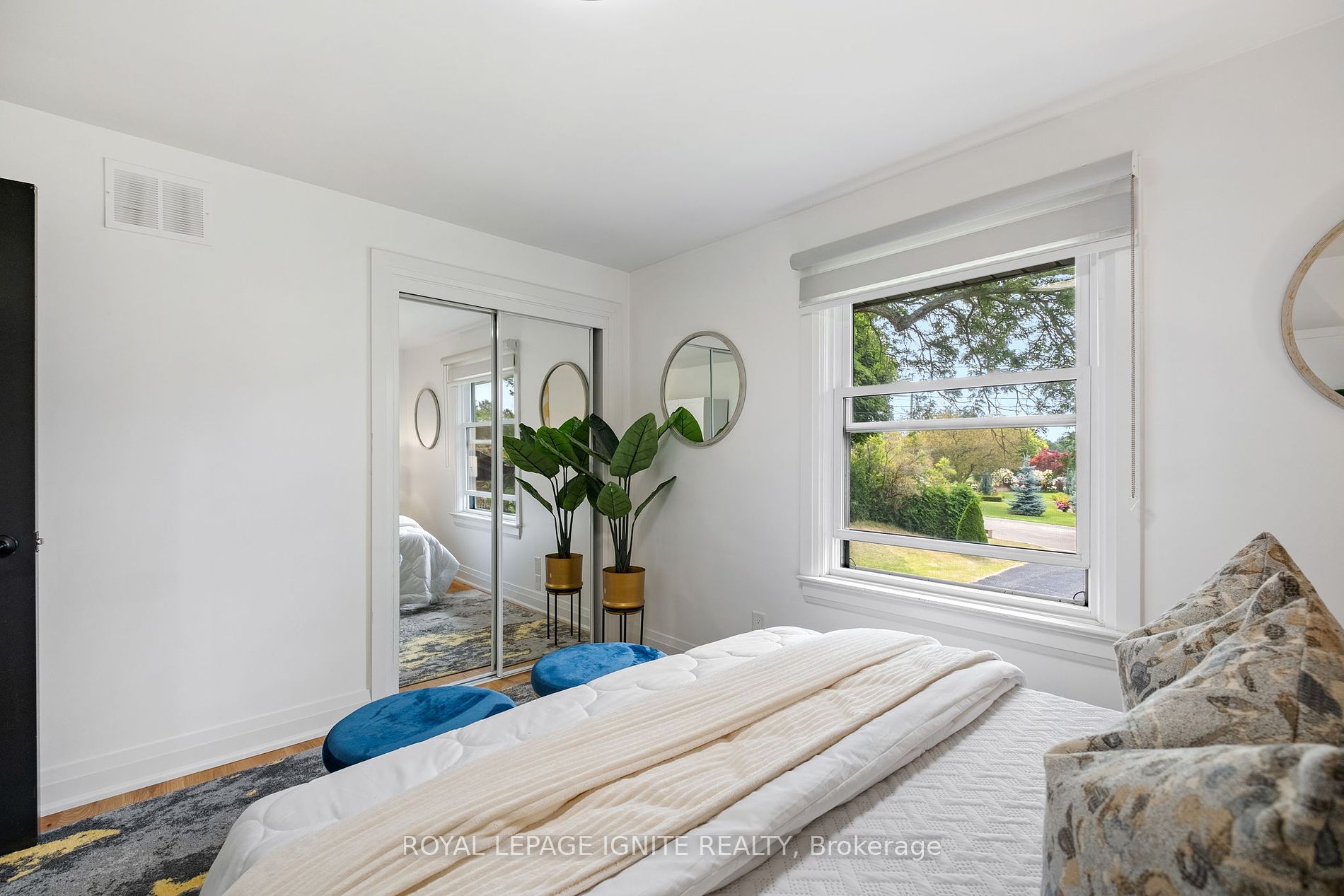 180 Glenwood Crescent
