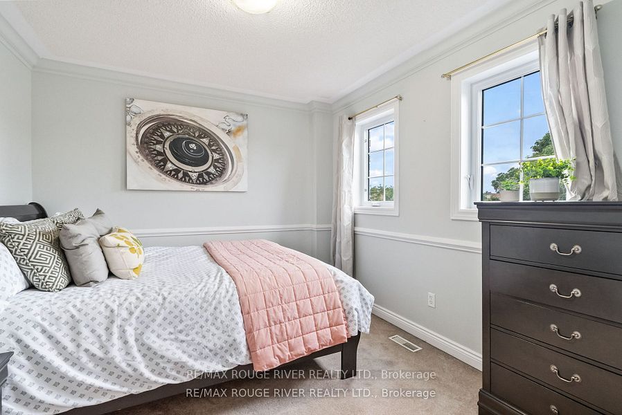 113 Meadowview Blvd