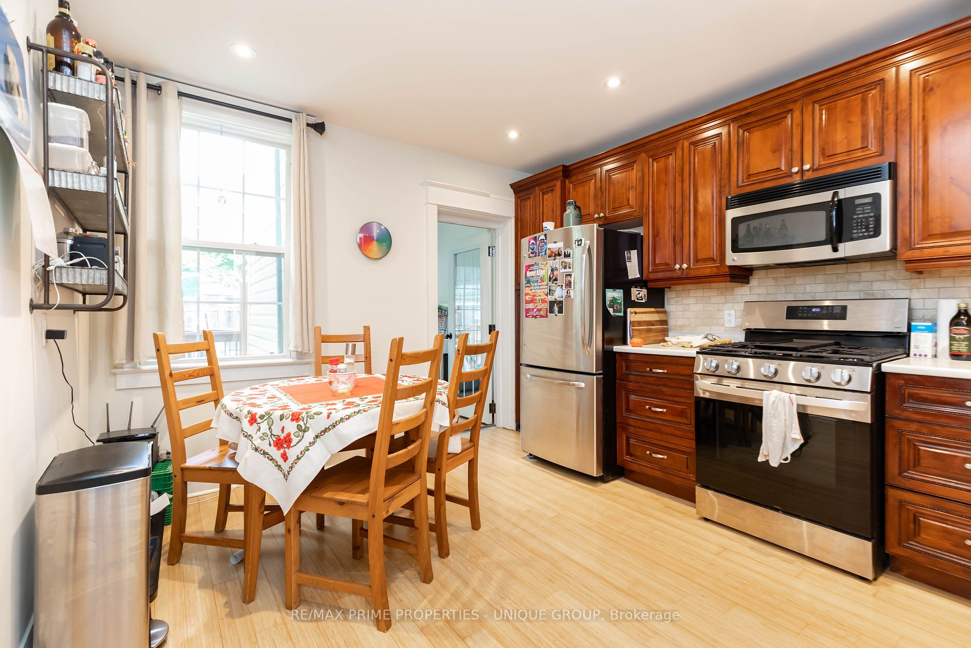 2338 Queen St E, #Main