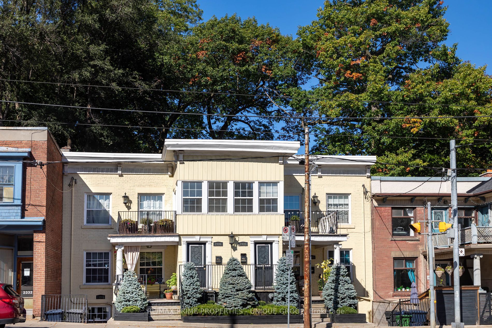 2338 Queen St E, #Main