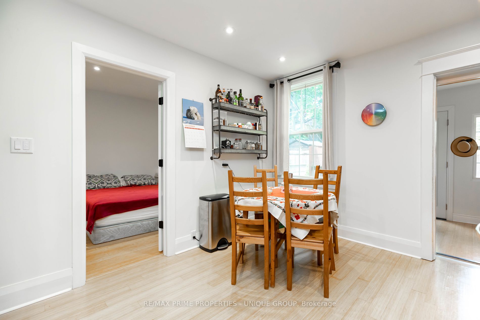 2338 Queen St E, #Main