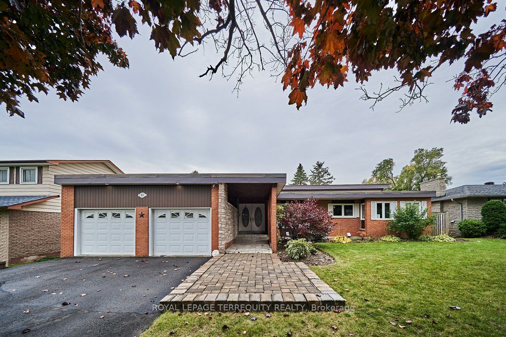 83 Sherwood Road E