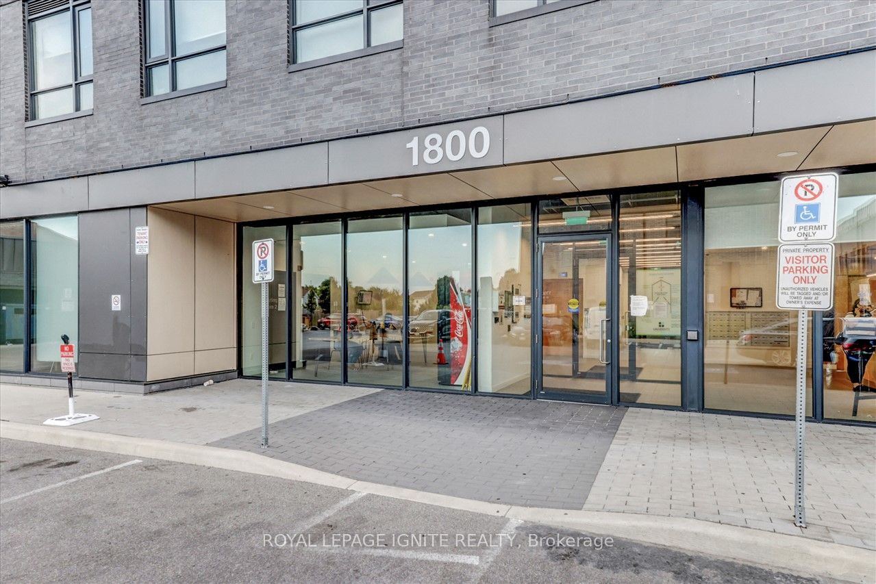 1800 Simcoe St N, #218