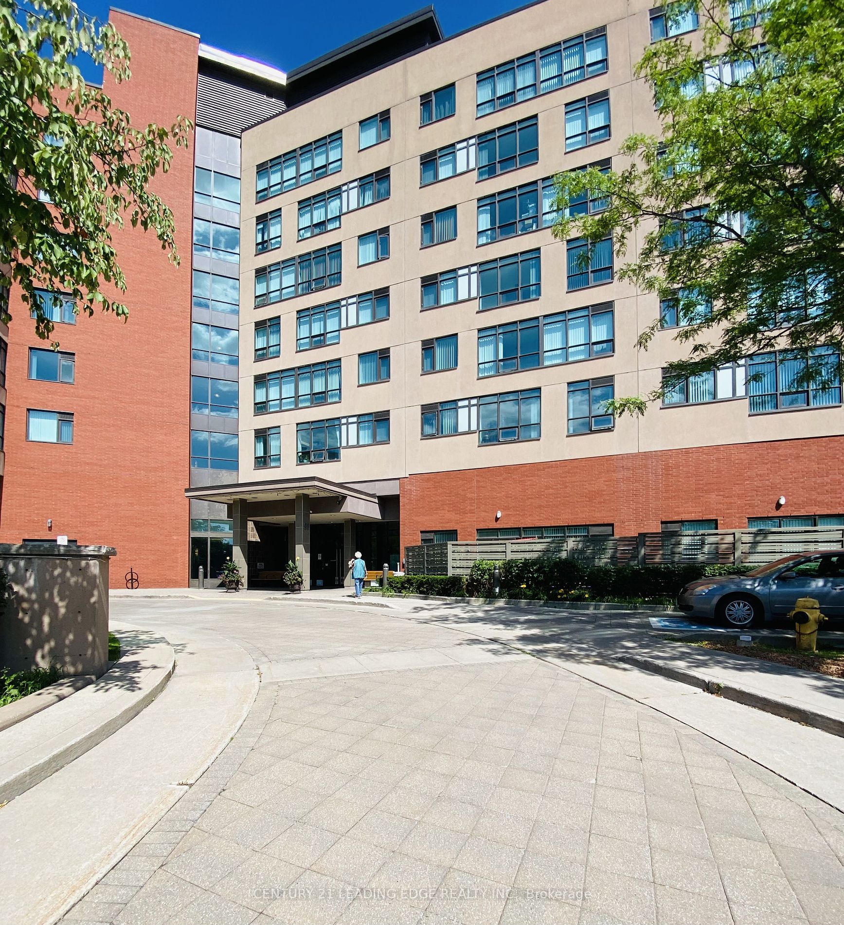 90 SCOTTFIELD Drive, #306