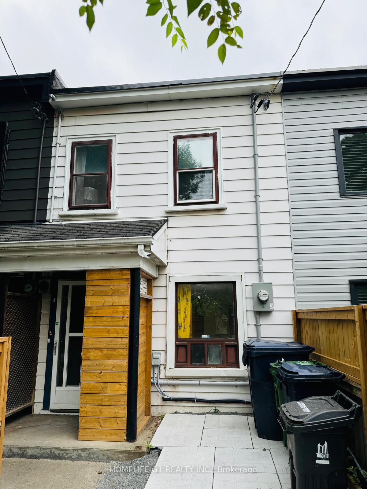 23 Myrtle Ave