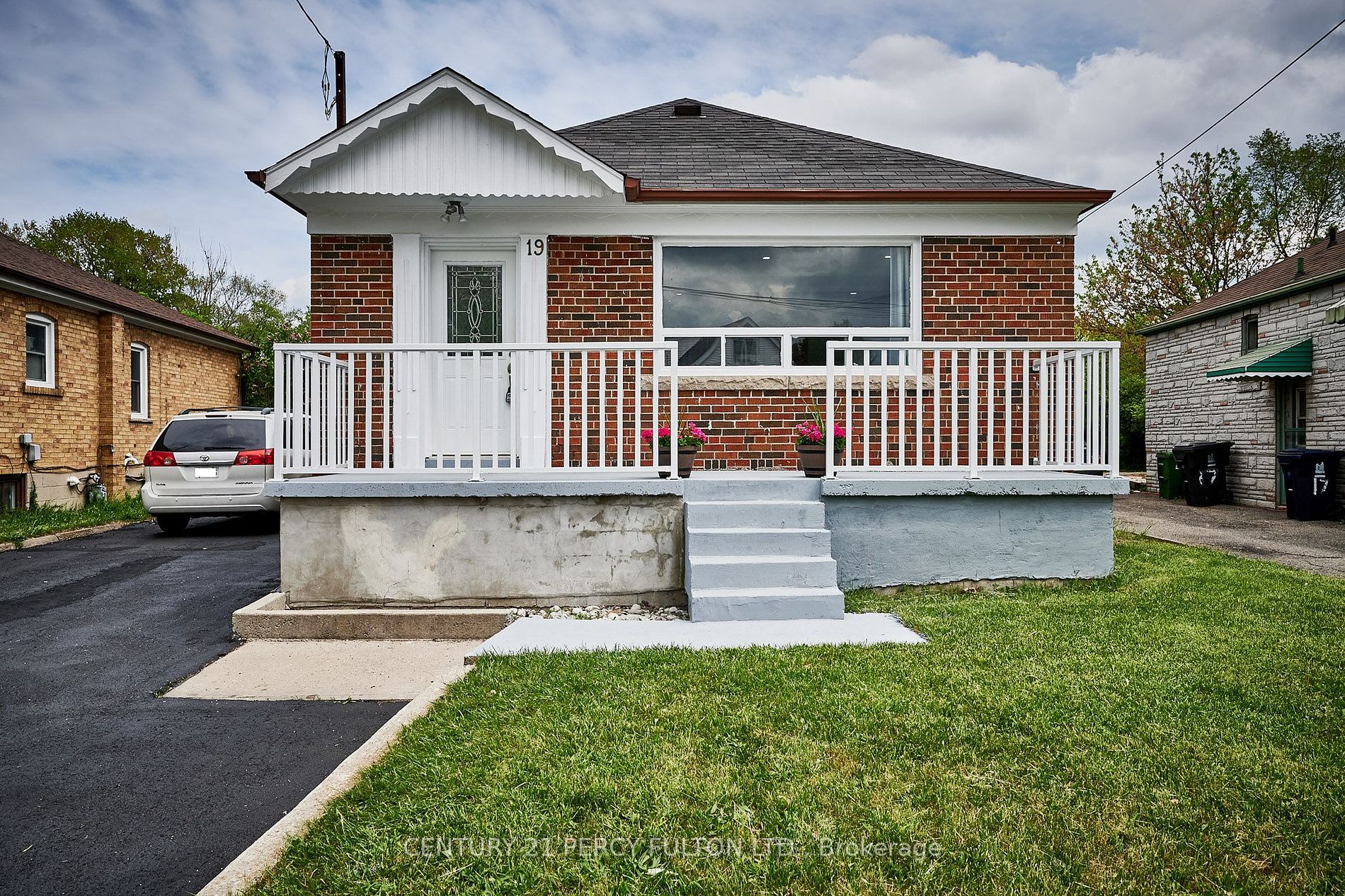 19 Lynvalley Cres