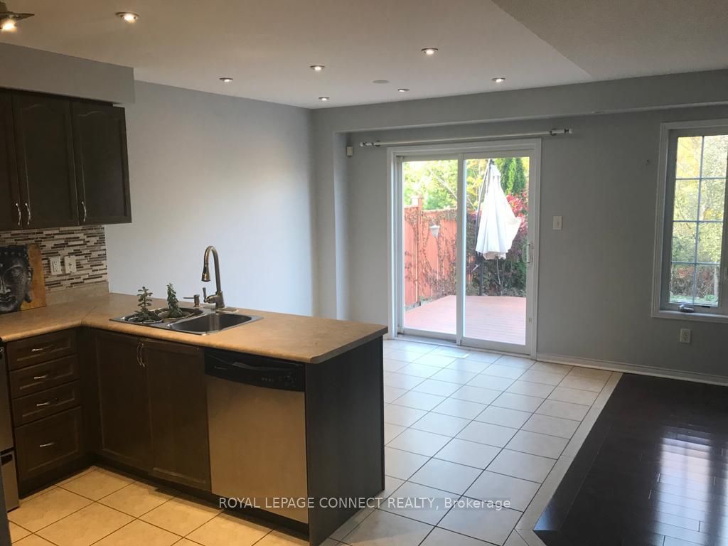 10 Atherton Avenue