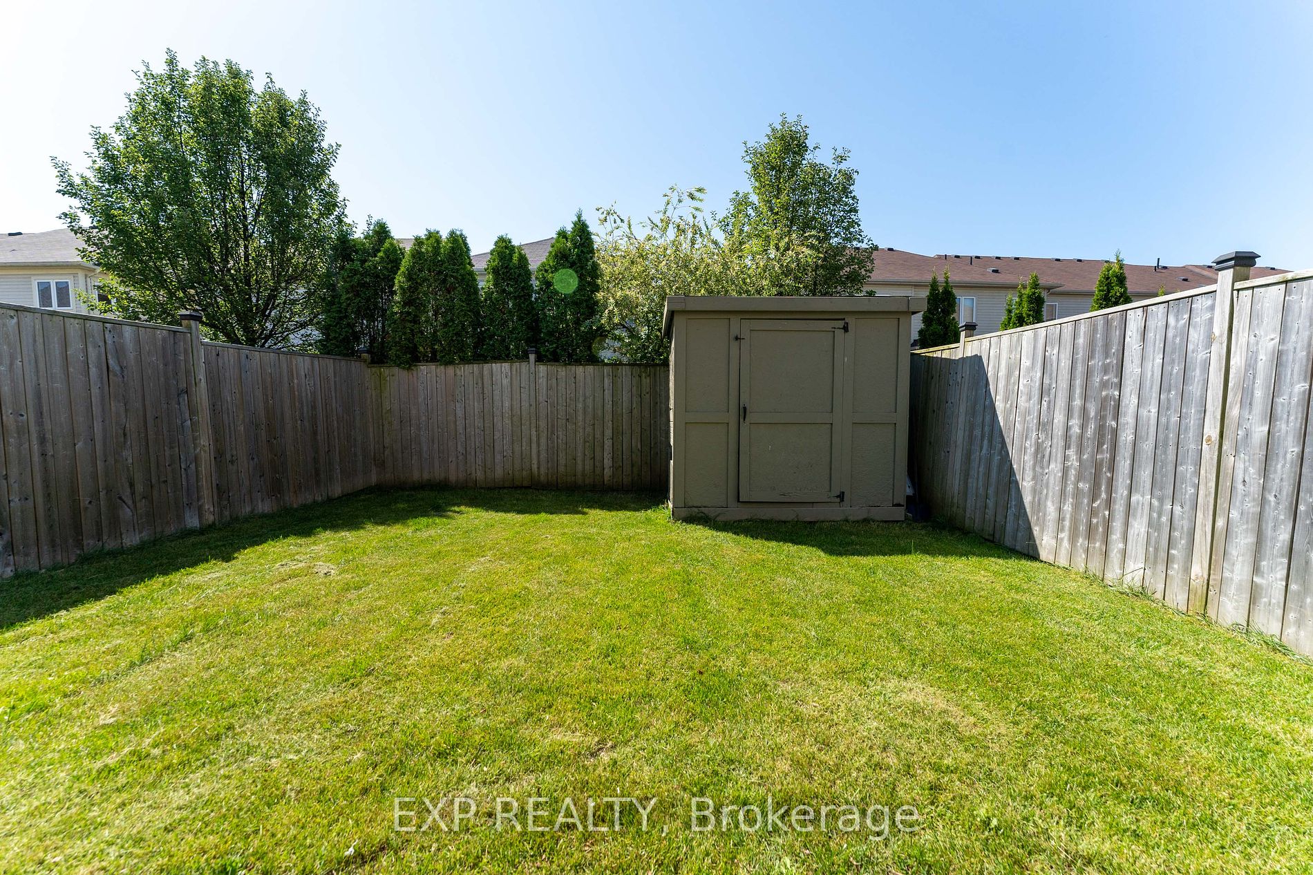 164 Dewell Crescent