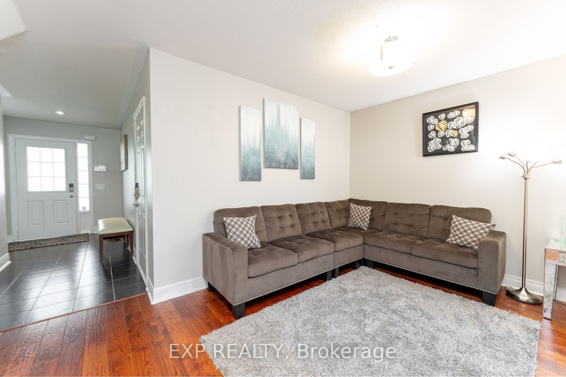 164 Dewell Crescent