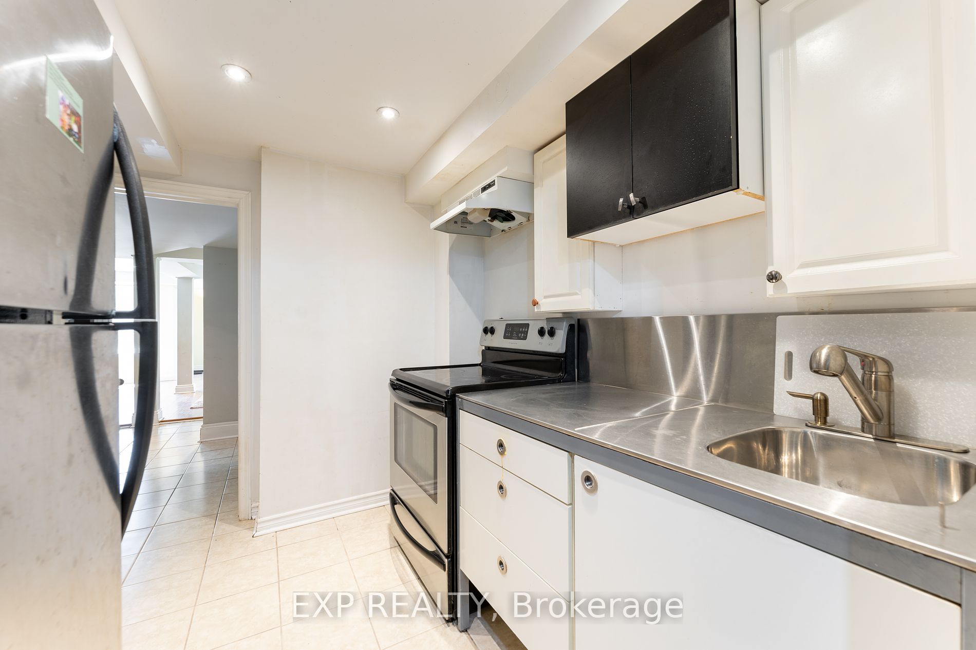 164 Dewell Crescent