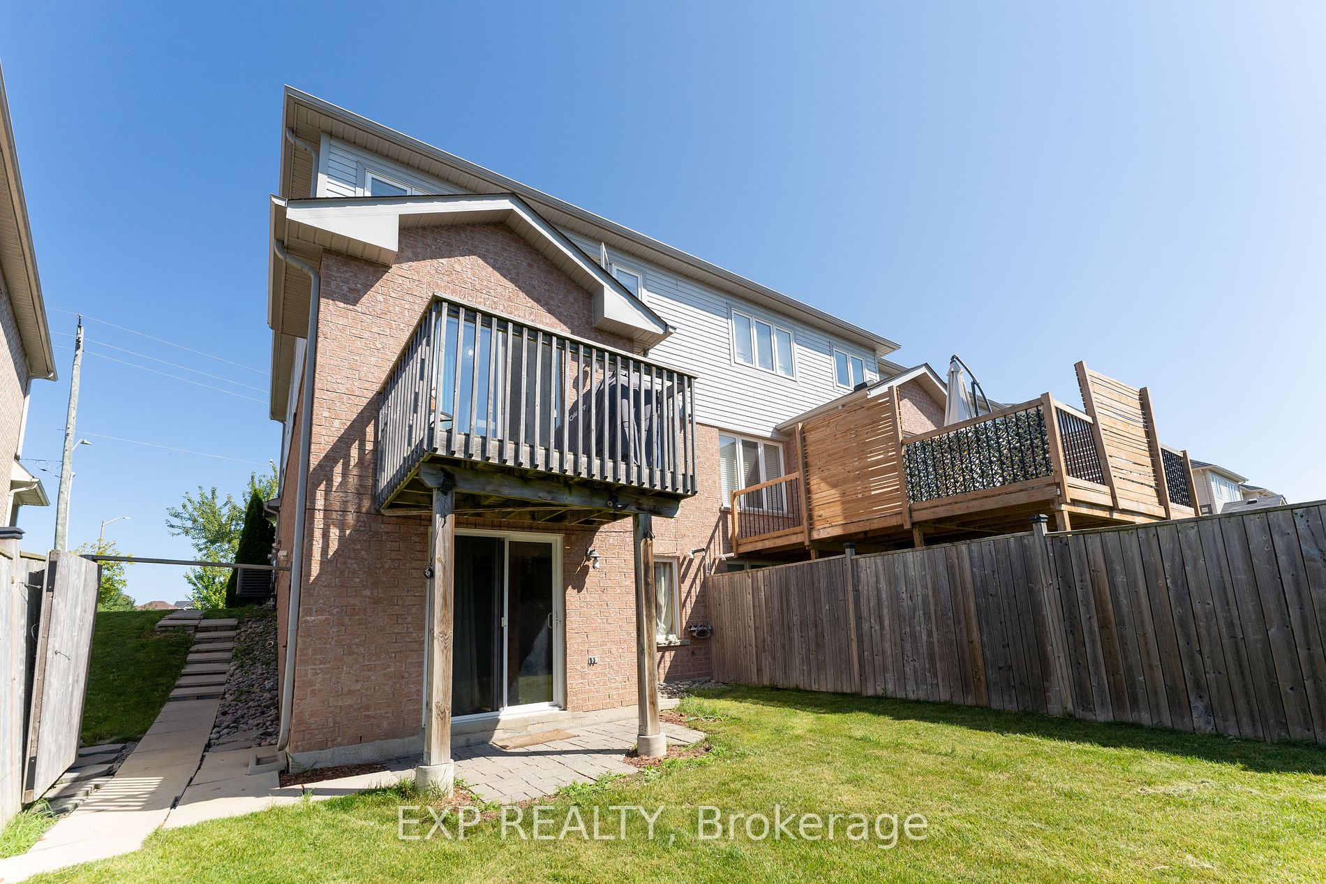 164 Dewell Crescent