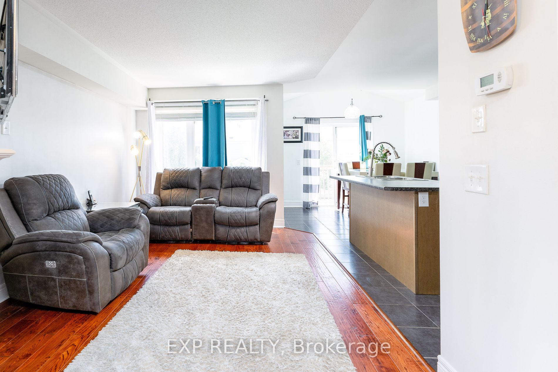 164 Dewell Crescent