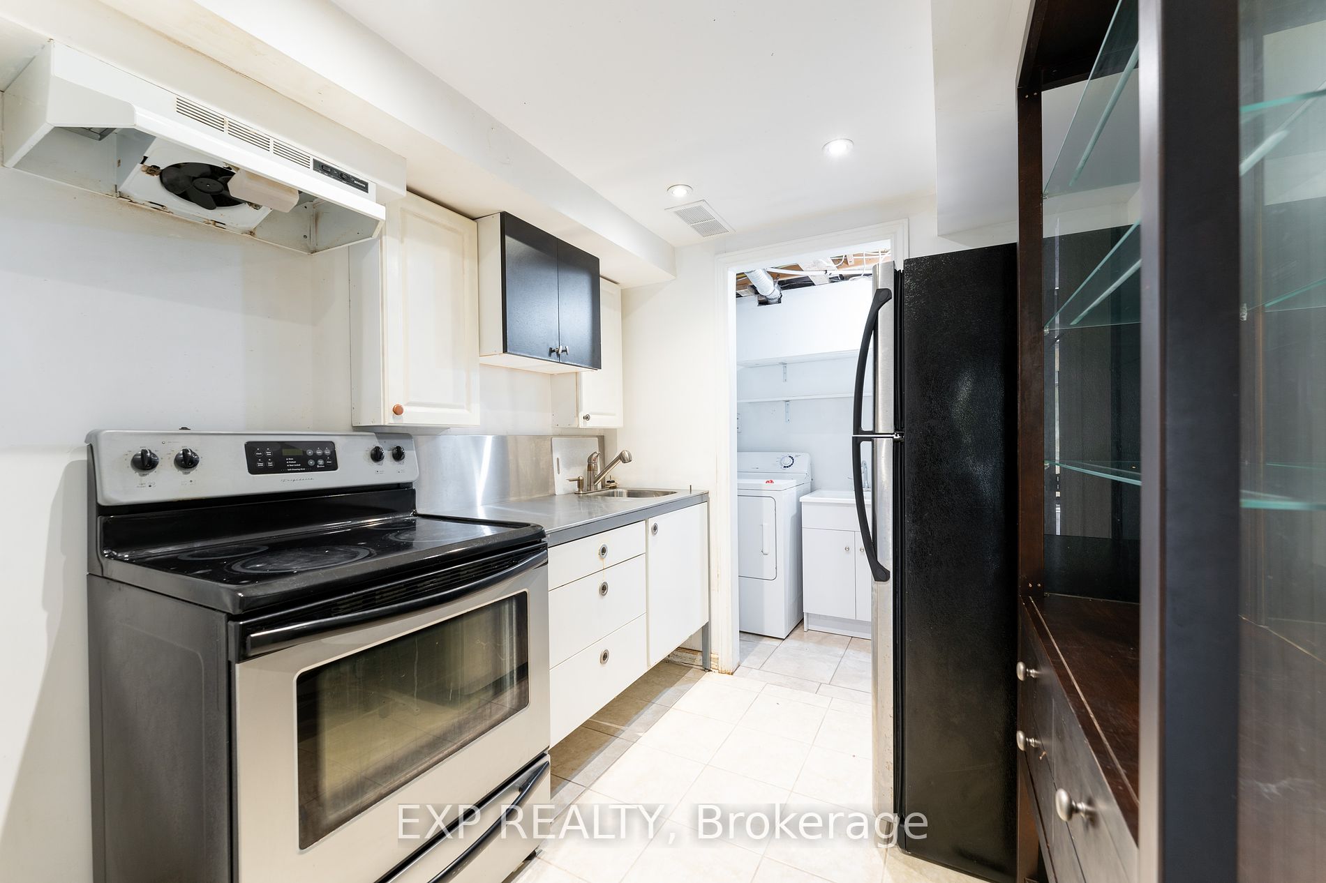 164 Dewell Crescent